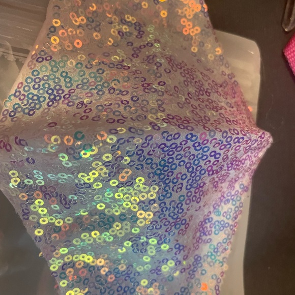 Mask - Picture 1 of 1